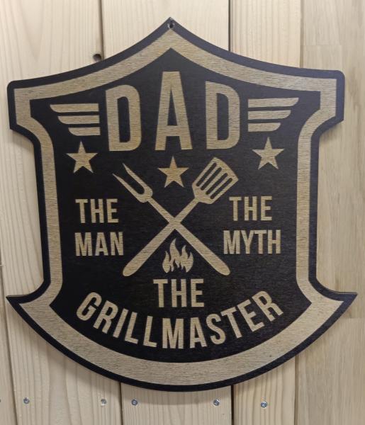 Sprüche Schild-01 "Dad the Man the Myth the Grillmaster"